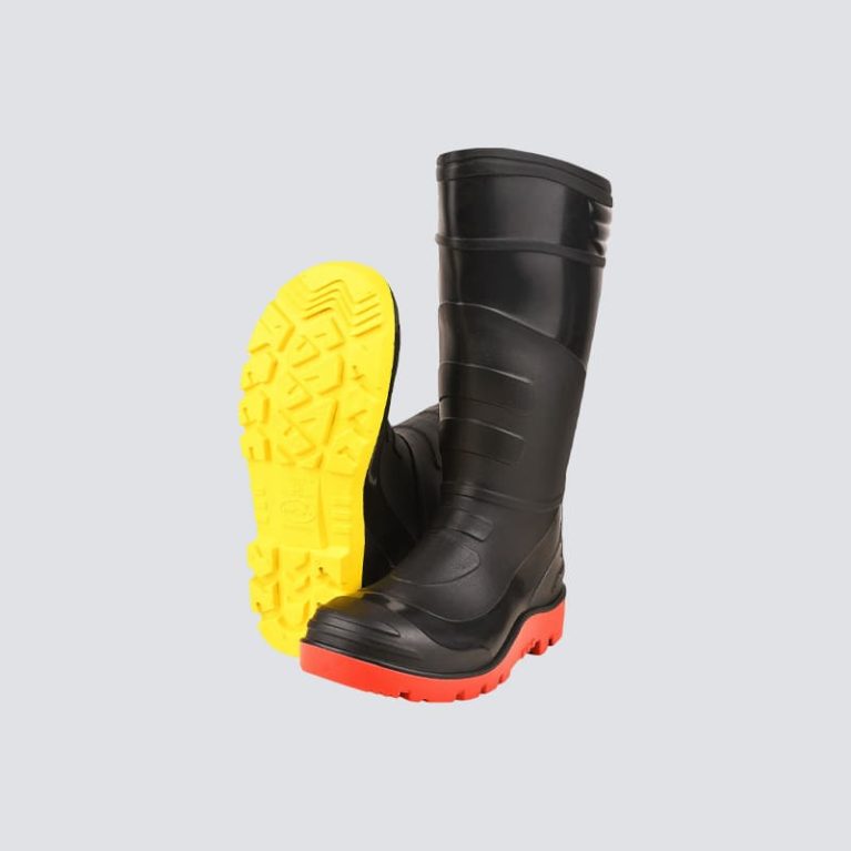 HILLMAN PVC Gumboots with full-grain leather upper, PU direct-moulded sole, anti-skid outsole, and Cambrelle synthetic lining. ISO certified for chemical and construction use