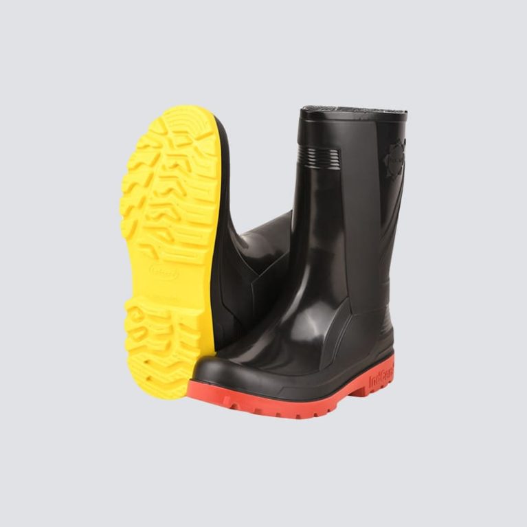 PUNCH PVC Gumboot :High-quality PVC, steel toe, S1 protection. Features heat, anti-skid, anti-static, and chemical resistance. Ideal for chemical, defense, and construction industries.